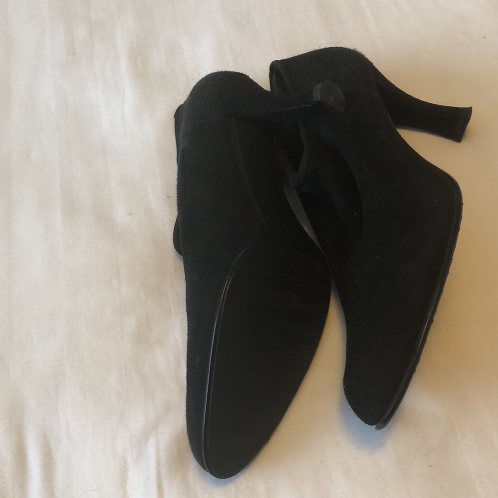 Stuart Weitzman Ankle Bootie Black Suede Pumps - 8 1/2 Narrow - #224 - Picture 4 of 8